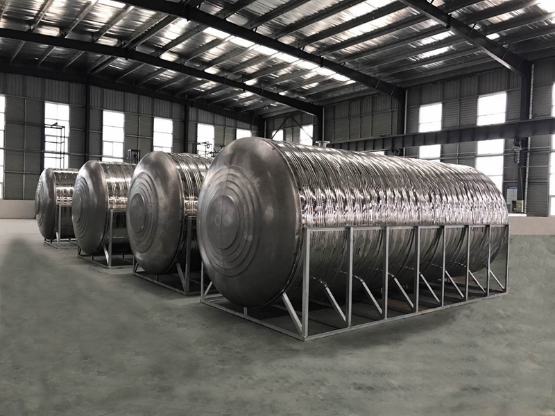 咸丰304卧式不锈钢水箱的安装步骤