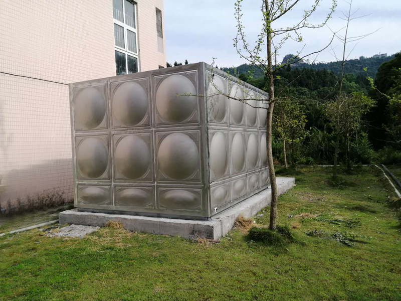 咸丰不锈钢保温水箱：结构、优势及应用详解